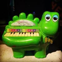 dinosaur piano toy